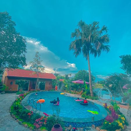 D&D Riverside Homestay Xuan Son Exterior foto